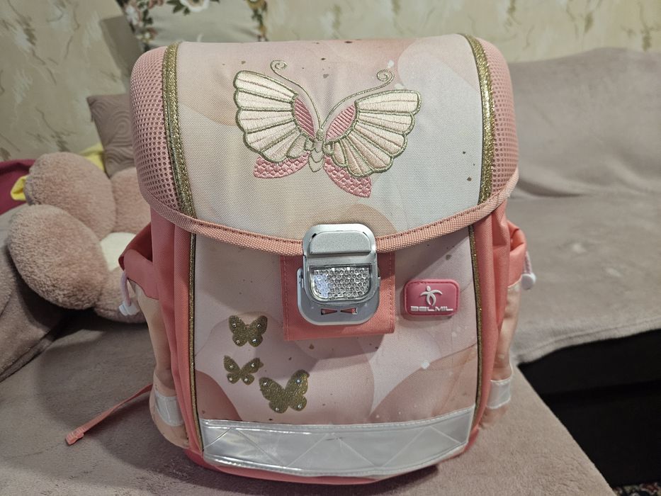 Ученическа раница за момиче