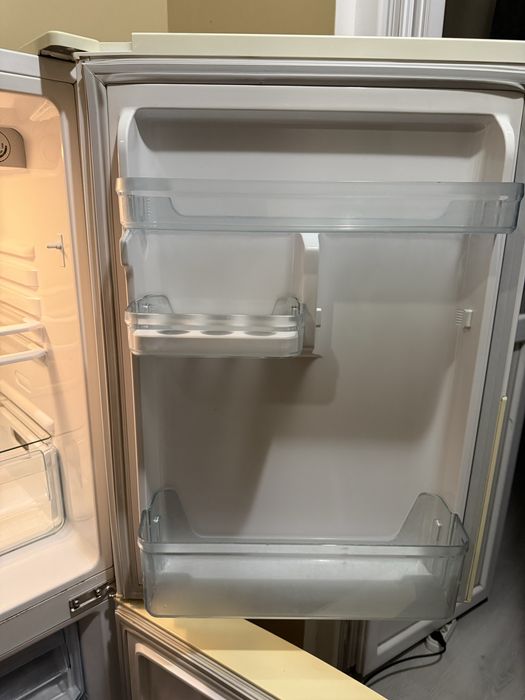 Продам холодильник samsung