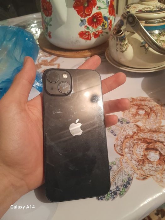 Продам айфон13 продам
