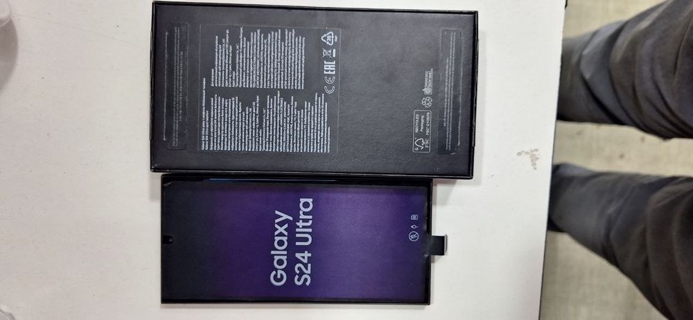 Samsung S24 Ultra (black 256)