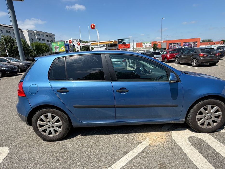 VOLKSWAGEN Golf 2004 — imagine 5
