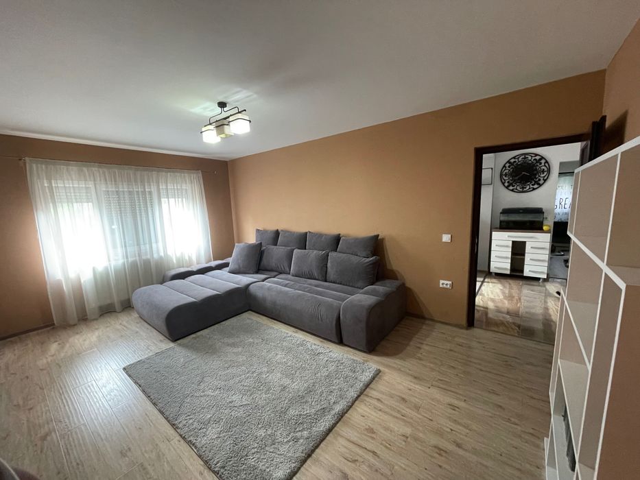 Apartament de închiriat cu 3 camere în Zalau