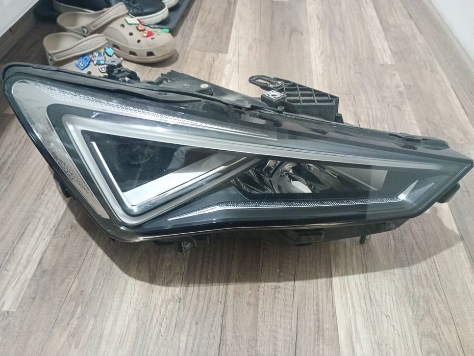 Bara fata far faruri full led Seat Leon Cupra