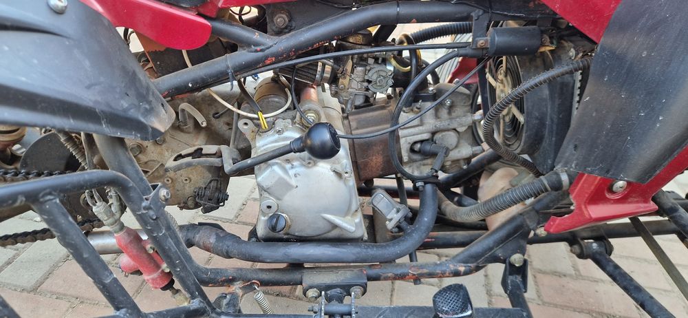 vând atv quad  jingling speedstar 300