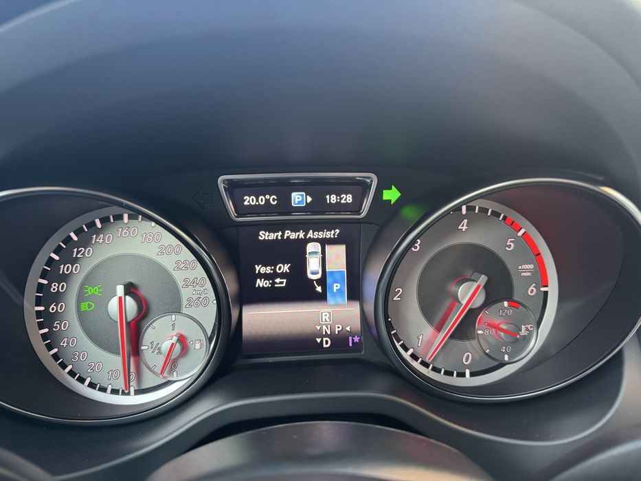 Mercedes-Benz CLA 200 D - 4 MATIC