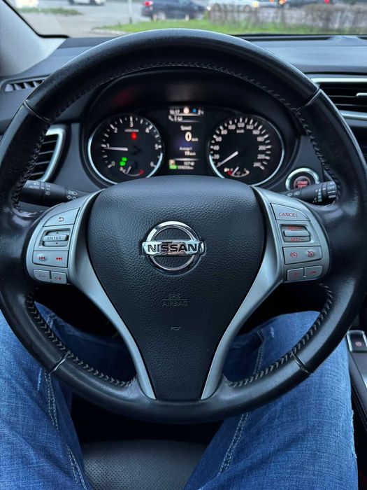 Vand Nissan Qashqai 2016, cutie automata