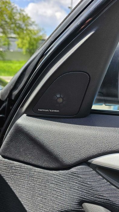 BMW X1 2010 — imagine 2
