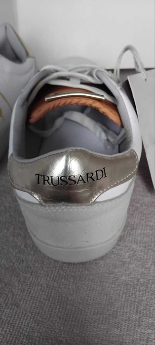 Дамски кецове от линията Trussardi Jeans SNK Ector Emb