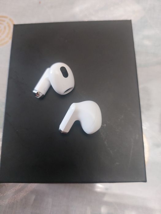 Продам новые наушники