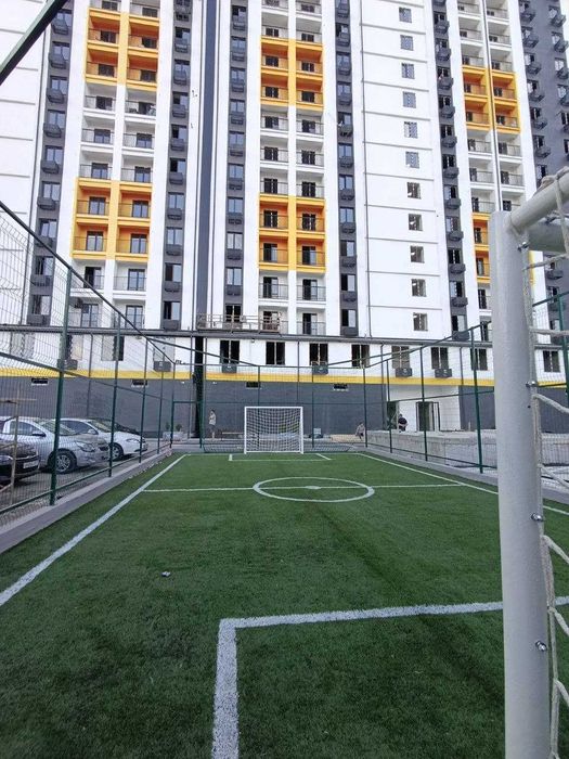 Срочно продаётся 1 комнатная квартира в новом ЖК рядом метро Олмос