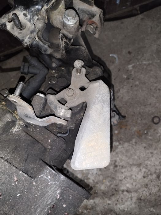 Cutie viteze vw polo 9n 2006