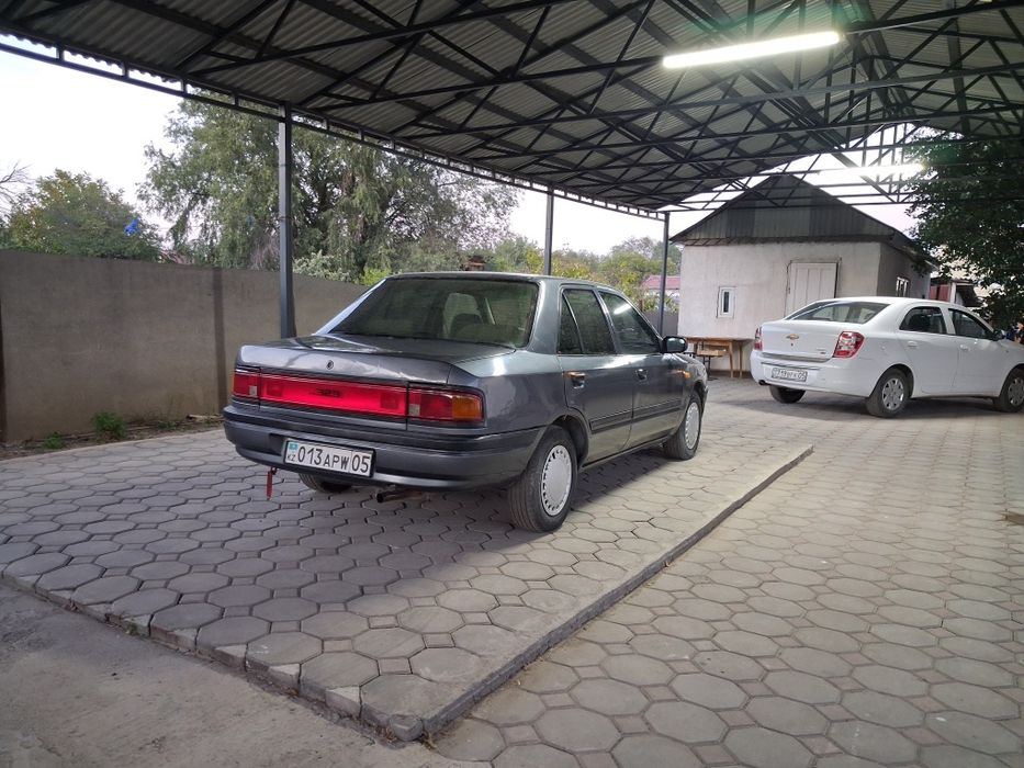 Мазда 323, Mazda 323