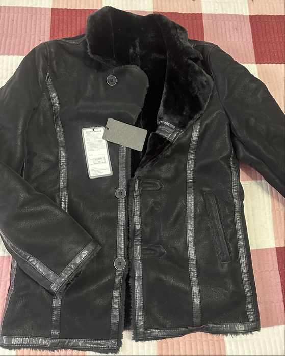 Продам куртку 48 размер