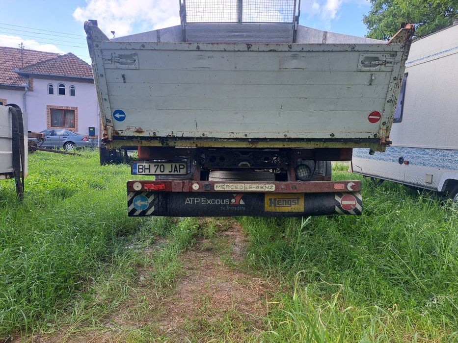 Mercedes benz 814 7.5 t basculabil