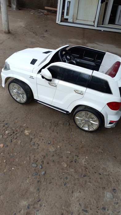 Машинка для ребенка