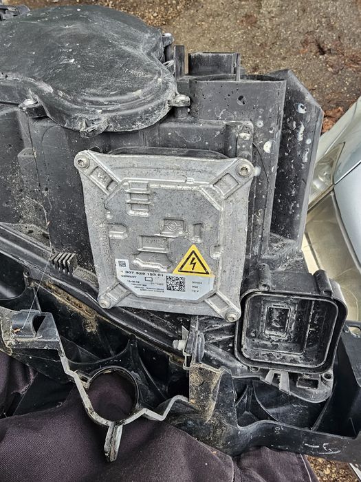 Фарове ксенон бмв е92 ляв волан bmw e92 xenon farove