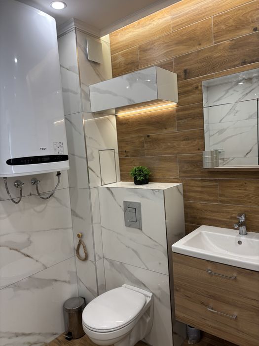 Отдавам под наем чисто нов апартамент 77кв.м.