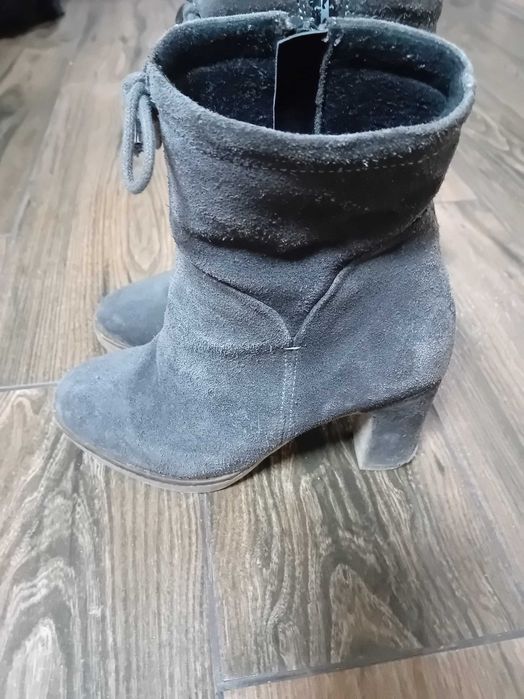 Ghete piele naturala marime 36