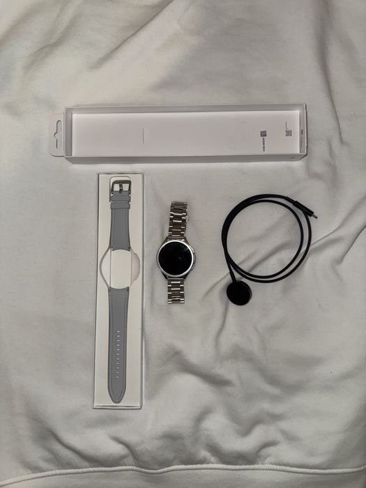 Ceas Smartwatch Samsung Watch 6 Classic 47mm si Samsung Watch 4 40mm