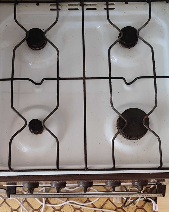 Газова готварска печка/Хладилник