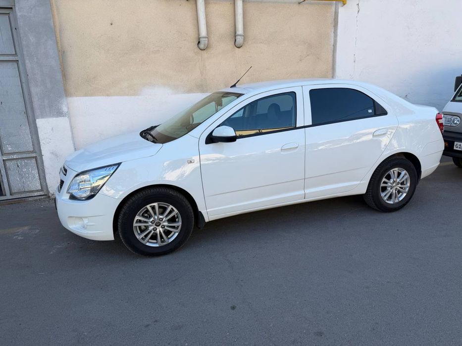 Cobalt oq avtomat 2025-yil