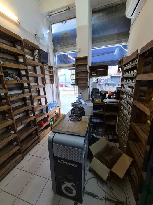 Дава се под наем Магазин в София, Център - 50 кв.м за 550 € - Снимка #1