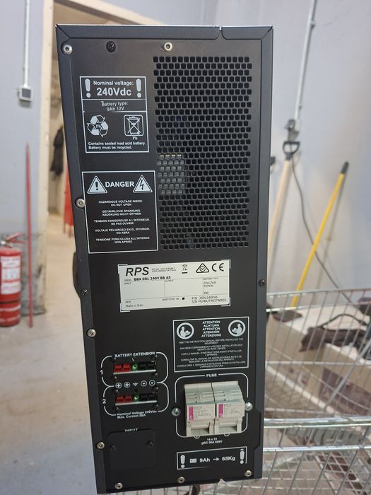 Battery Box/ Modul extern de bateri  UPS Cablu original de conexiune