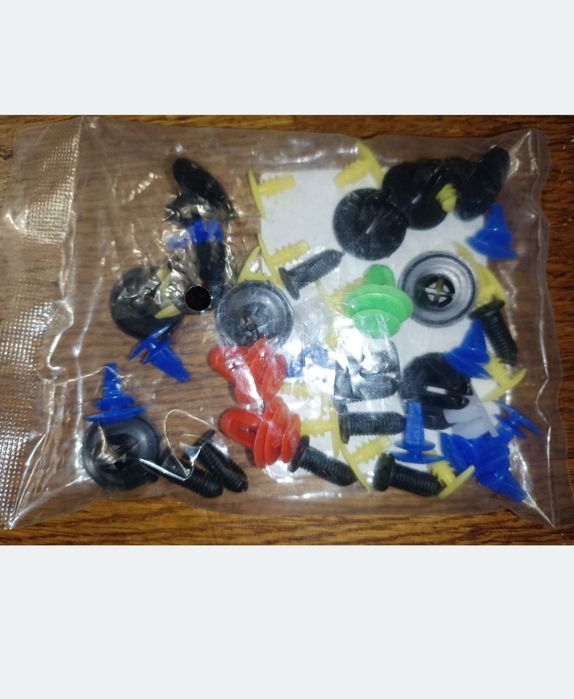 50 de bucăți Bumbi plastic