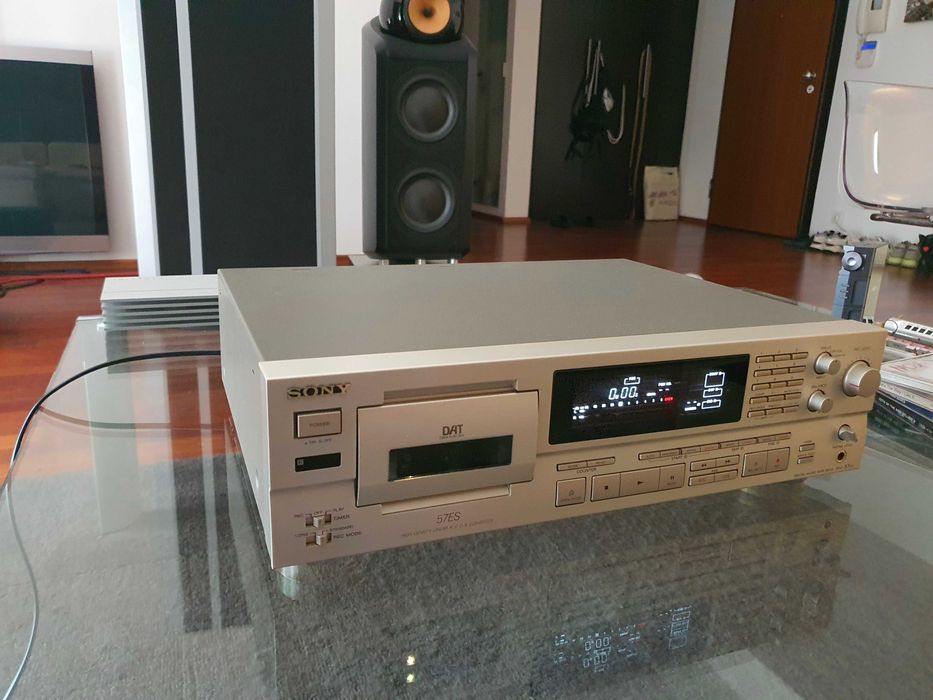 SONY DTC 57es DAT absolut impecabil, nefolosit