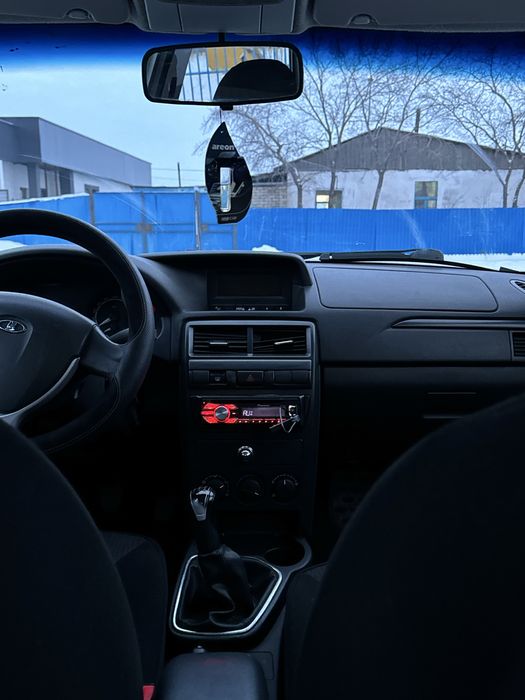 Продам приору родной окрасе