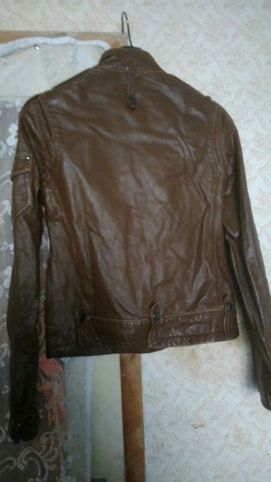 Дамско кожено яке