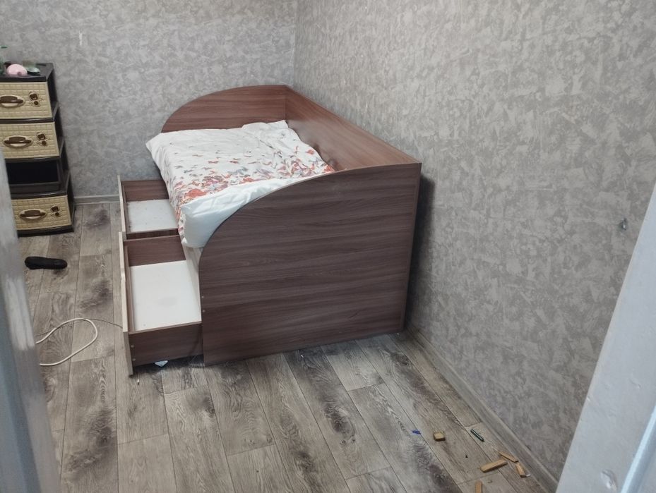 Продам кровать. Отличное состояние. Новый матрас.