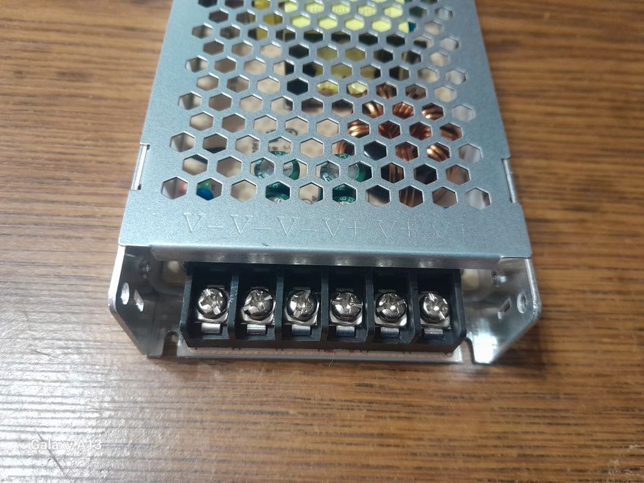 Блоки питания, для лед экранов и бегущая строка.