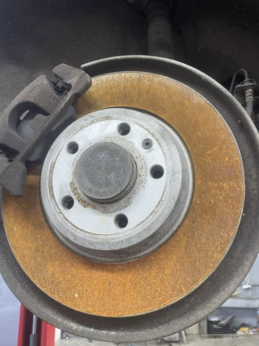 Audi a3 a4 a5 a6 a7 дискове с накладки  на 500 км  чисто нови