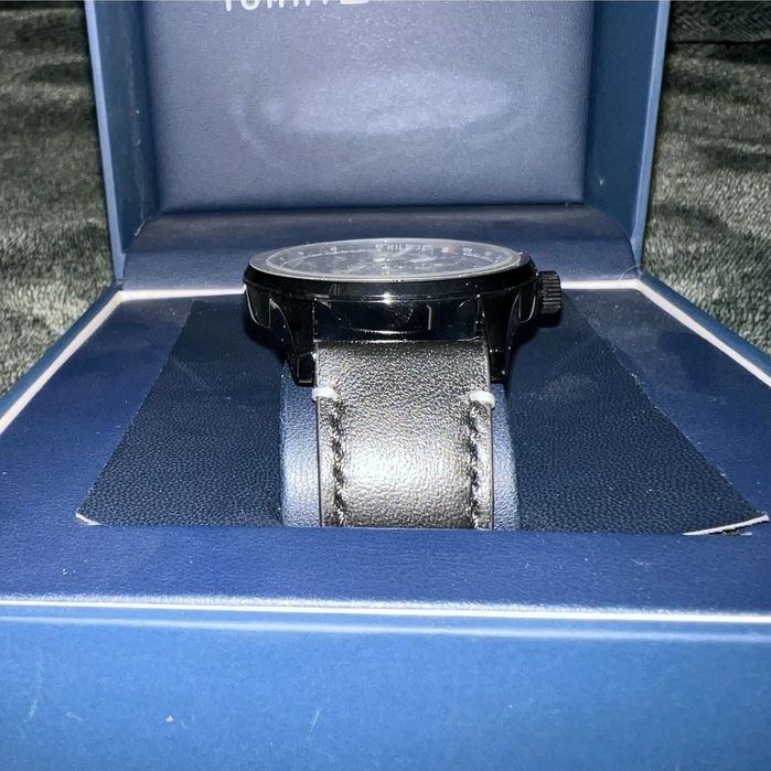 Часы мужские наручные