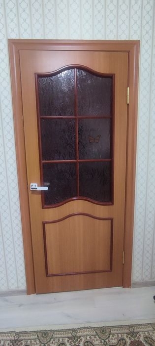 Межкомнатные деревянные двери.