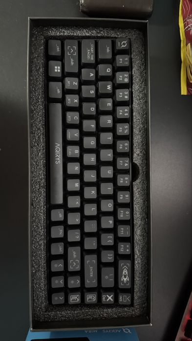 Tastatura aqirys mira