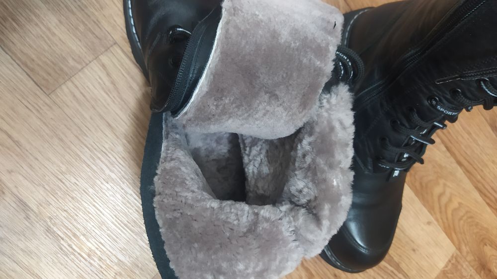 Продам ботинки и туфли