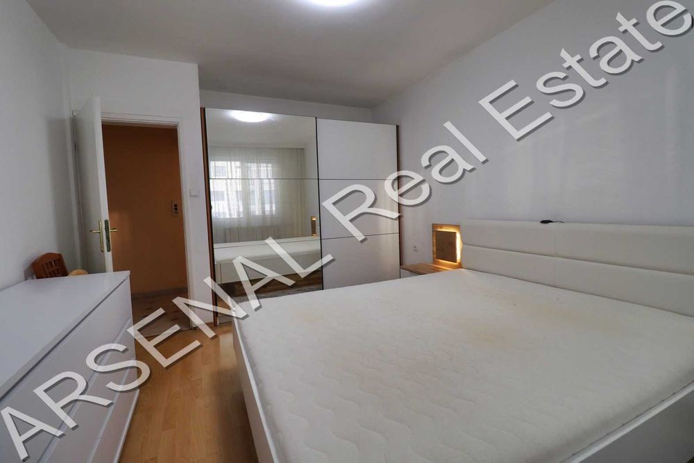 Дава се под наем Тристаен апартамент в София, Дианабад - 172 кв.м за 1097.01 € - Снимка #8