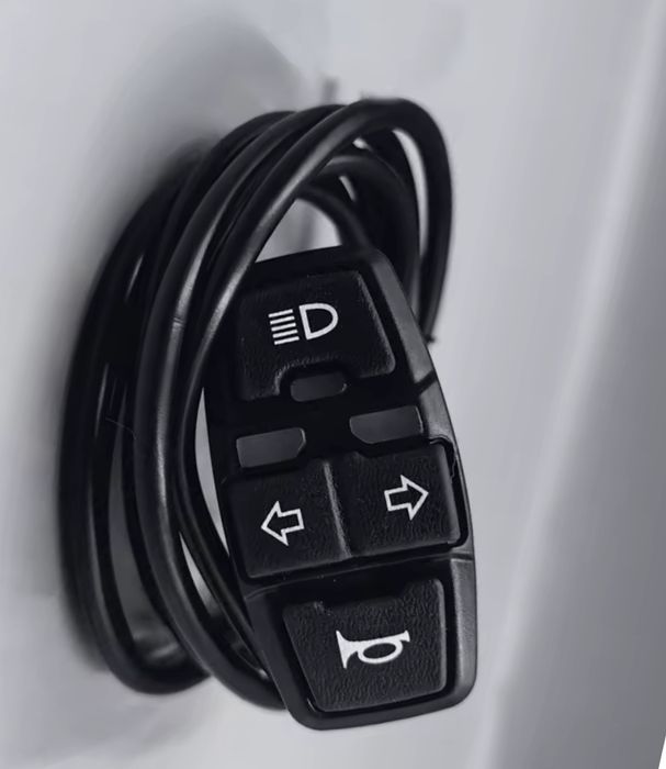 Копче конзола мигачи фар клаксон за мотор,атв влагоустойчиво