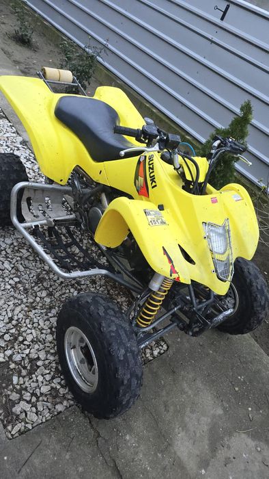 Vând schimb suzuki ltz 400 ak 47 perfect funcțional
