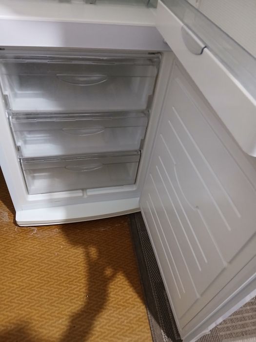 Продам холодильник ATLANT