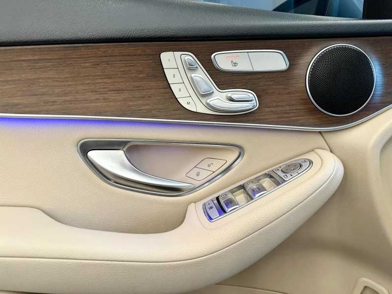 Продавам Мерцедес GLC