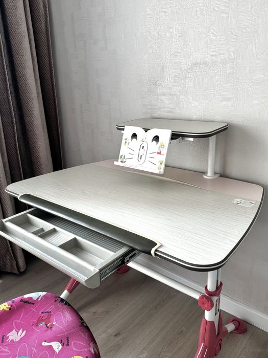 Детский стол с анатомическим стулом