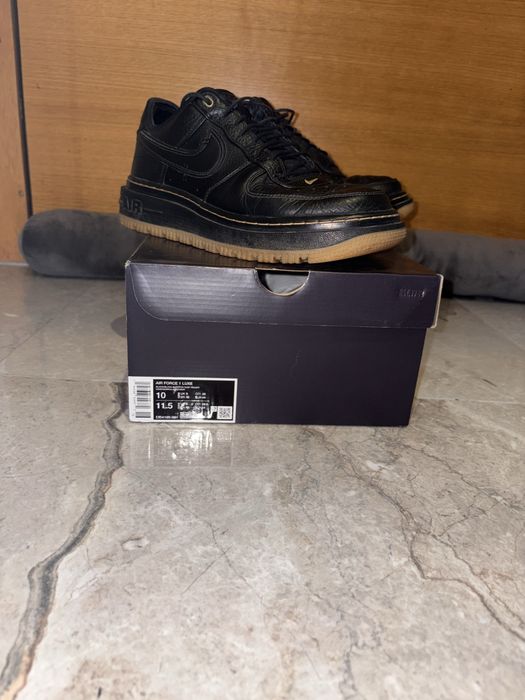 Nike Air Force 1 Luxe