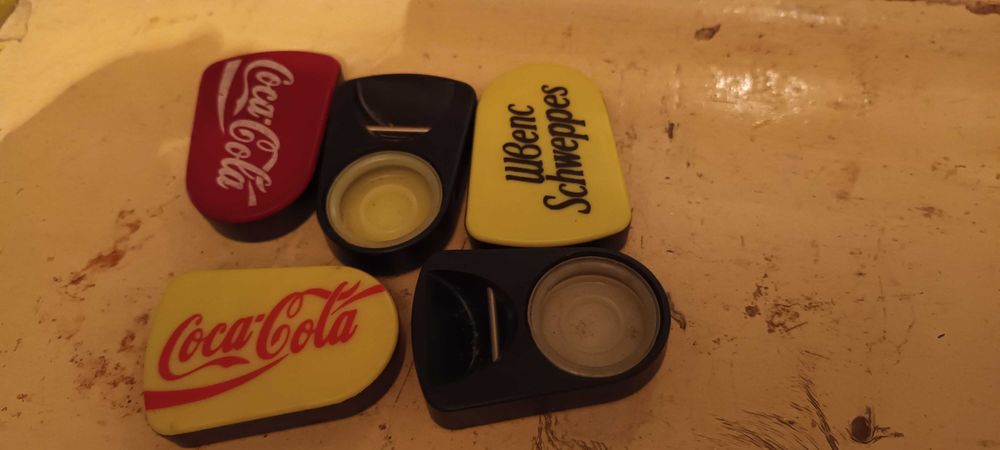 отварачки за бутилки с капачка - пластмасови, ретро