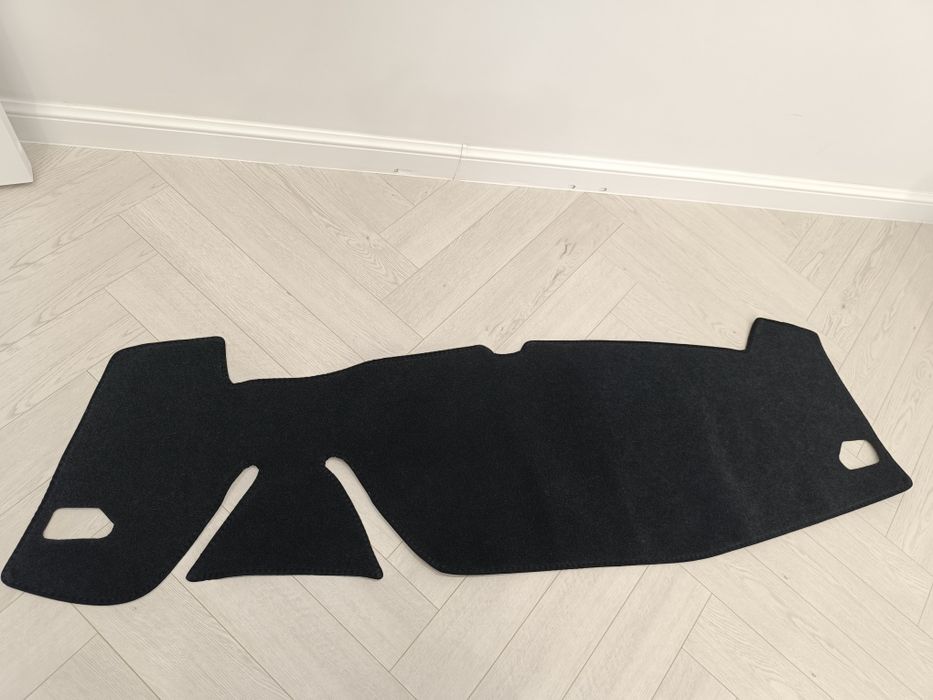 Накидка на панель Geely coolray