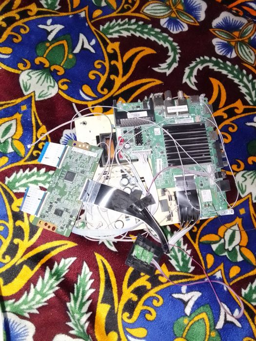 Smart televizor uchun plata sotiladi