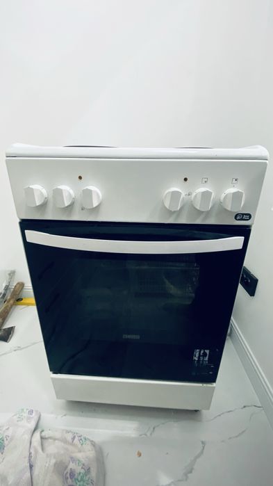 Продается плита 4 комфортки