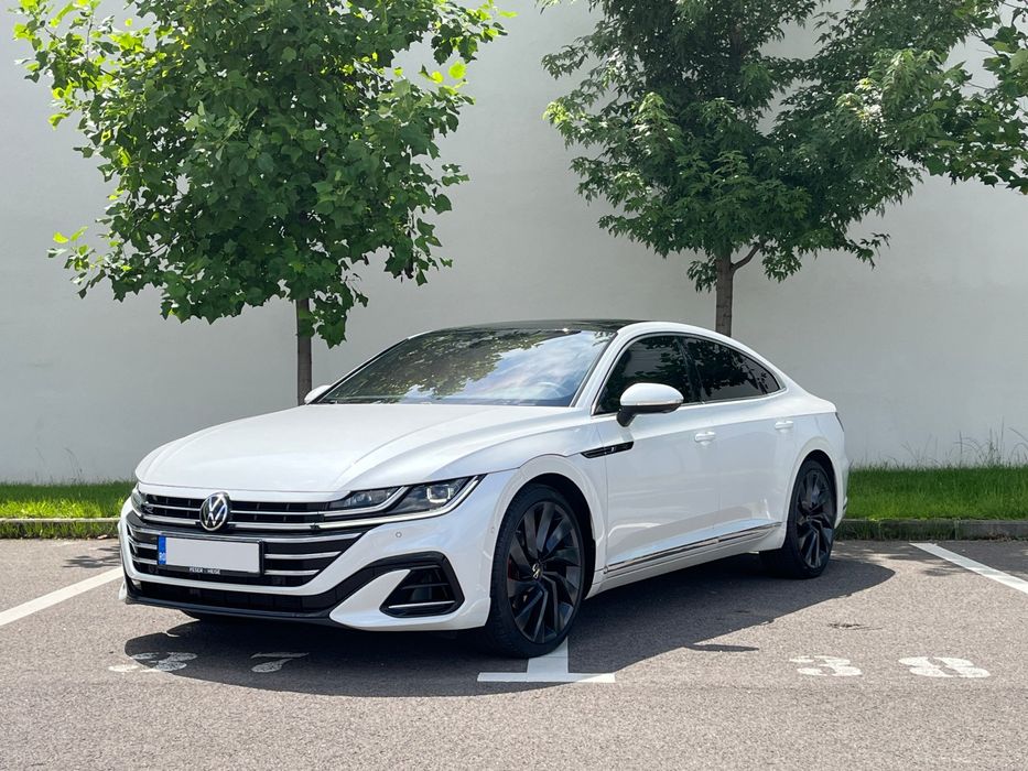VW Arteon, R-line, 4M, Matrix, Pano, 20"